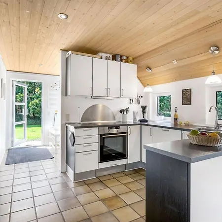 Sondra - From The Sea By Interhome *