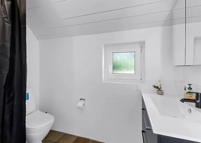 Sondra - From The Sea By Interhome