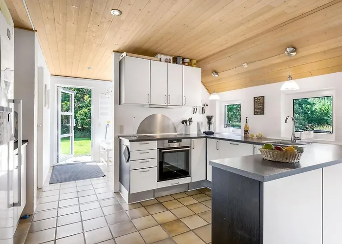 Sondra - From The Sea By Interhome *