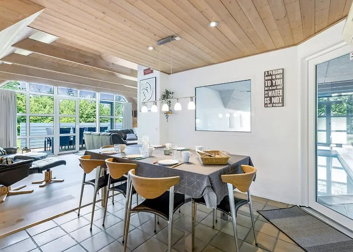 Sondra - From The Sea By Interhome Feriehus *