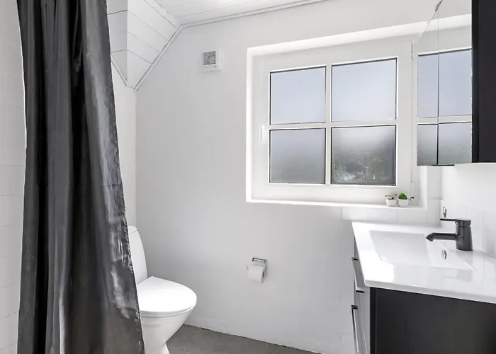 Sondra - From The Sea By Interhome